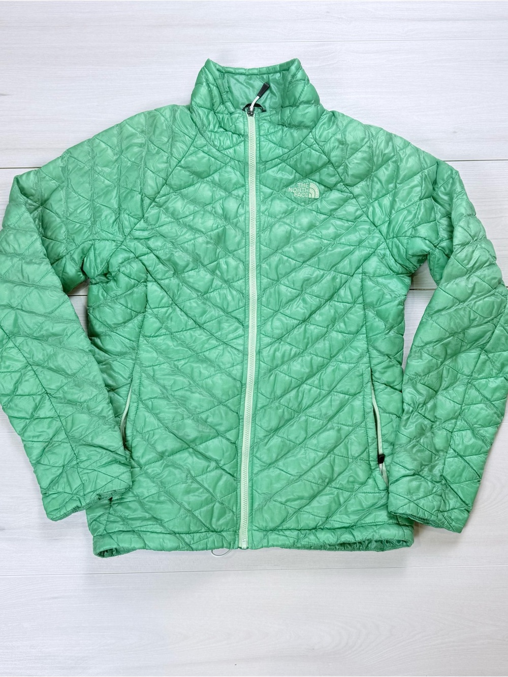 The North Face Women's Thermoball  Green Quilted Lightweight Jacket